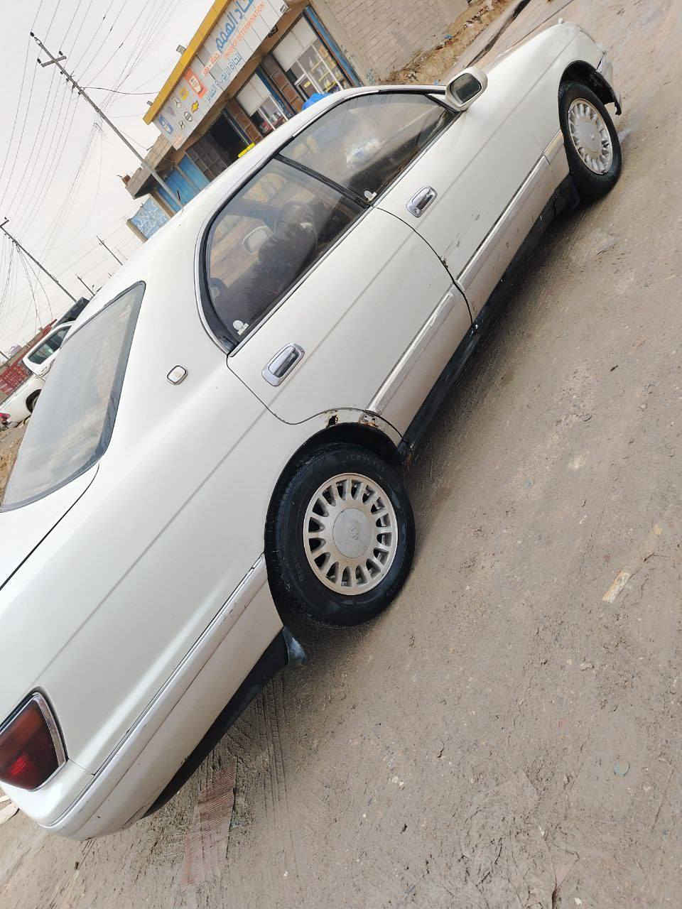 بسم الله بطه رقم بصره مشروع وطني مكفوله كص ونقل وكلبه محرك وكير 2500 حداده زينه ابطاين جدد باتري جديد سنتر لك قفالات ع ريمونت ماسحات زراكات كهربائيات كلها شغاله جام شغال بلوتوث ارضيه جلد كلها مغلفها  سعرها 45 وبيها شويه مجال مكاني بصره الزبير دور الضباط ***********
