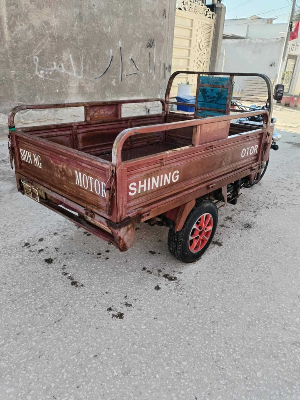 ستوته للبيع 2019 مكينه جديده أوراق اصليه بااسمي مكفوله من الحيم كهربائيات كلها شغاله تشتغل سلف الشراي يتصل على الرقم مكلف بنشر المكان كوفه ***********
