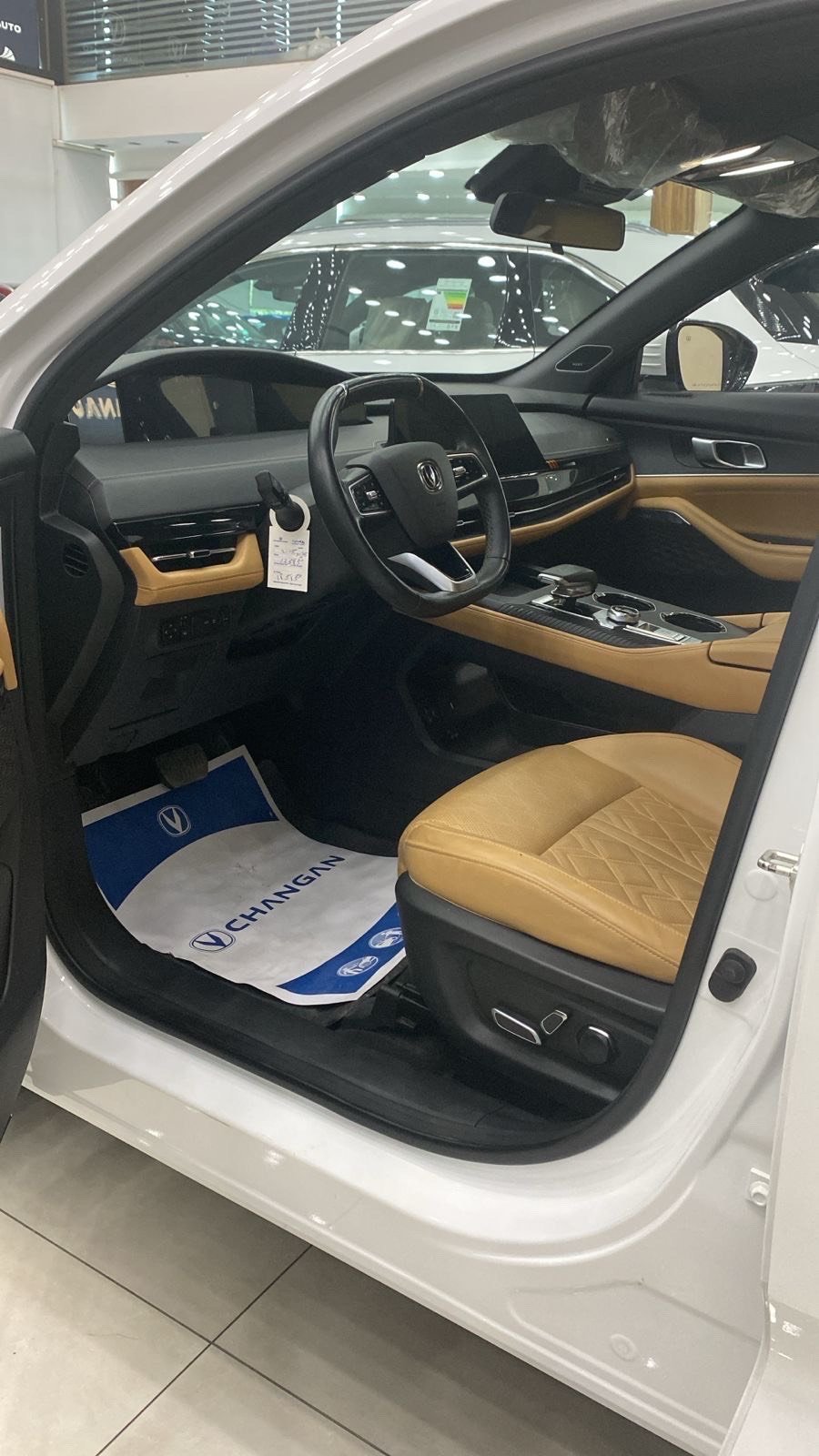 شانجان يوني كي 2024 
فول كفاله عامه 
رقم بغداد بسمي حره جاهزه 
ضمان شركه البخيت 5 سنوات 