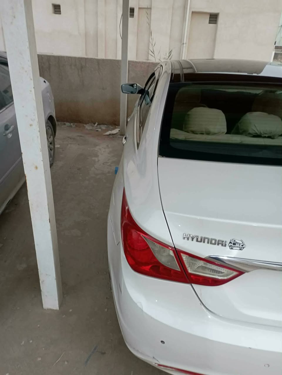 سوناتا خليجي12 ابيض فول بصمه بغداد بنراما السياره خليجي فومواصفات بسمنه السنويه 270مكينه كير  تخم تاير باتري  غرفه كله لك بشرط السياره بيه شبرين بلهلال الجاملغ الوره اليسر بدون داخل //بابل الشوملي
السعر113وبيه مجال بسيط اتصال***********
