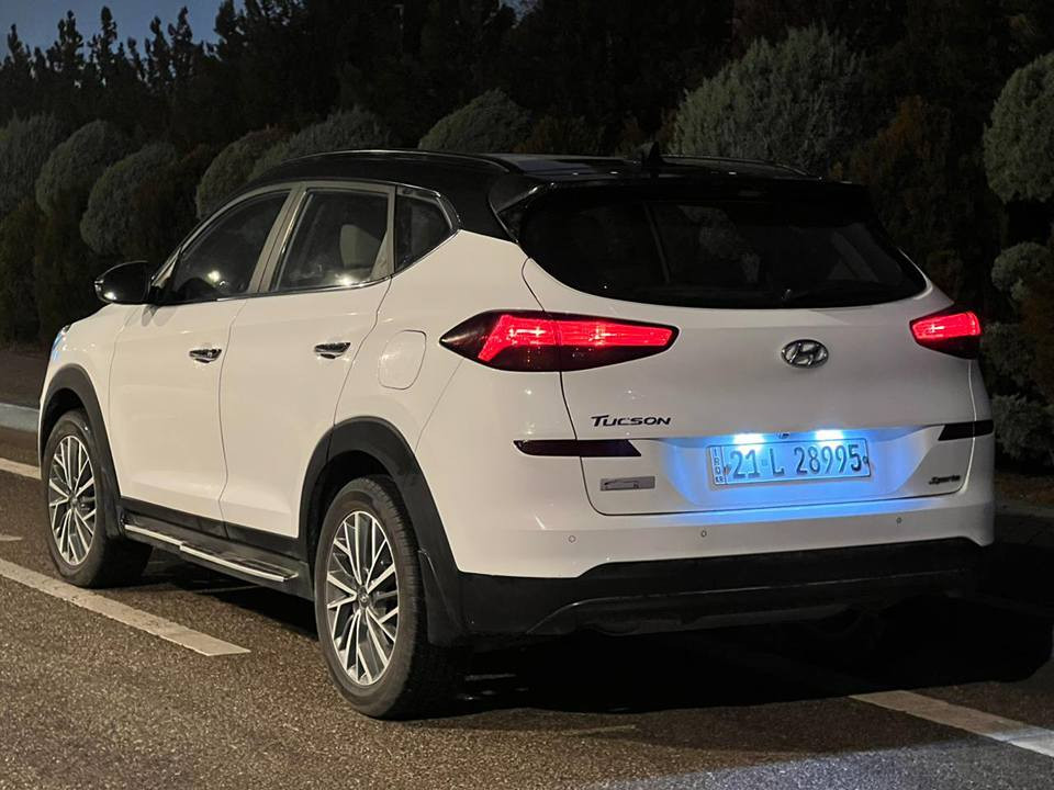 هۆندای تۆکسۆن 2020 
فول مواسەفاتی : 
بەسمە ، پانۆڕاما ،
کوشن جلد و کارەبایی ،
خلیجی و کۆرییە 
50 هەزار کم ڕۆیشتووە
دەعامی بۆ دەعامی بە شەرت 
هیچی پێوە نیە کلین تایتڵ
نرخ : ٢٣٥ و مجال 
ناونیشان : سلێمانی 
ژ.م : ***********
*********** السليمانية, العراق
