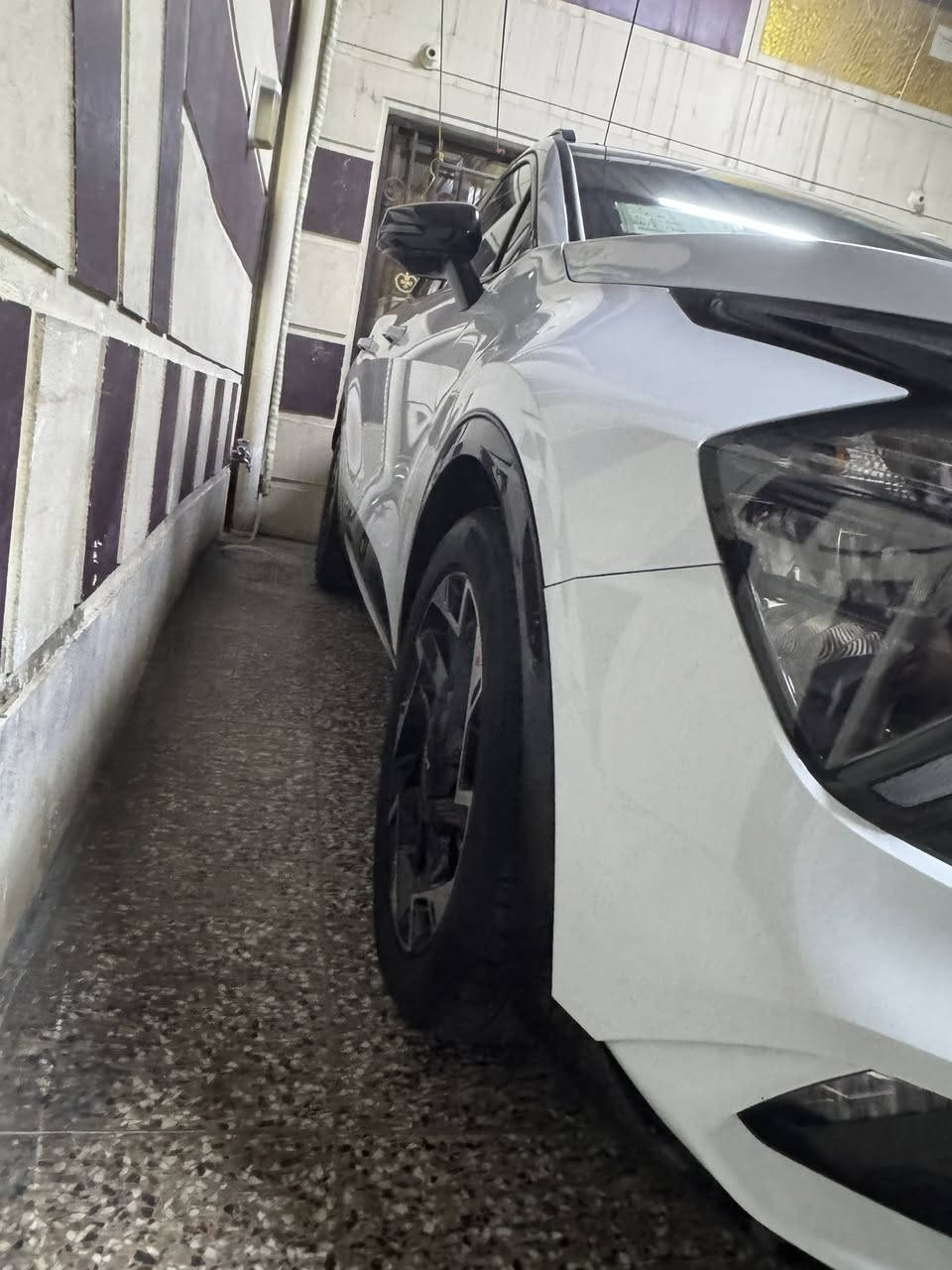 السلام عليكم سبورتج 2023 خليجي جيتي لاين بحاله الوكاله  ستلام شركة الدولية 
مكفوله كفاله عامه حته من الشخط ماشيه 31الف فقط شرط الفحص المواصفات فول 1/1 للاخير بانورما كراسي كهرباء جنطه كهرباء شاحن واير ليس سايد بريك بصمه اوتو هولد بعد بيها هواي موصفات  
رقم بغداد باسمي ***********
