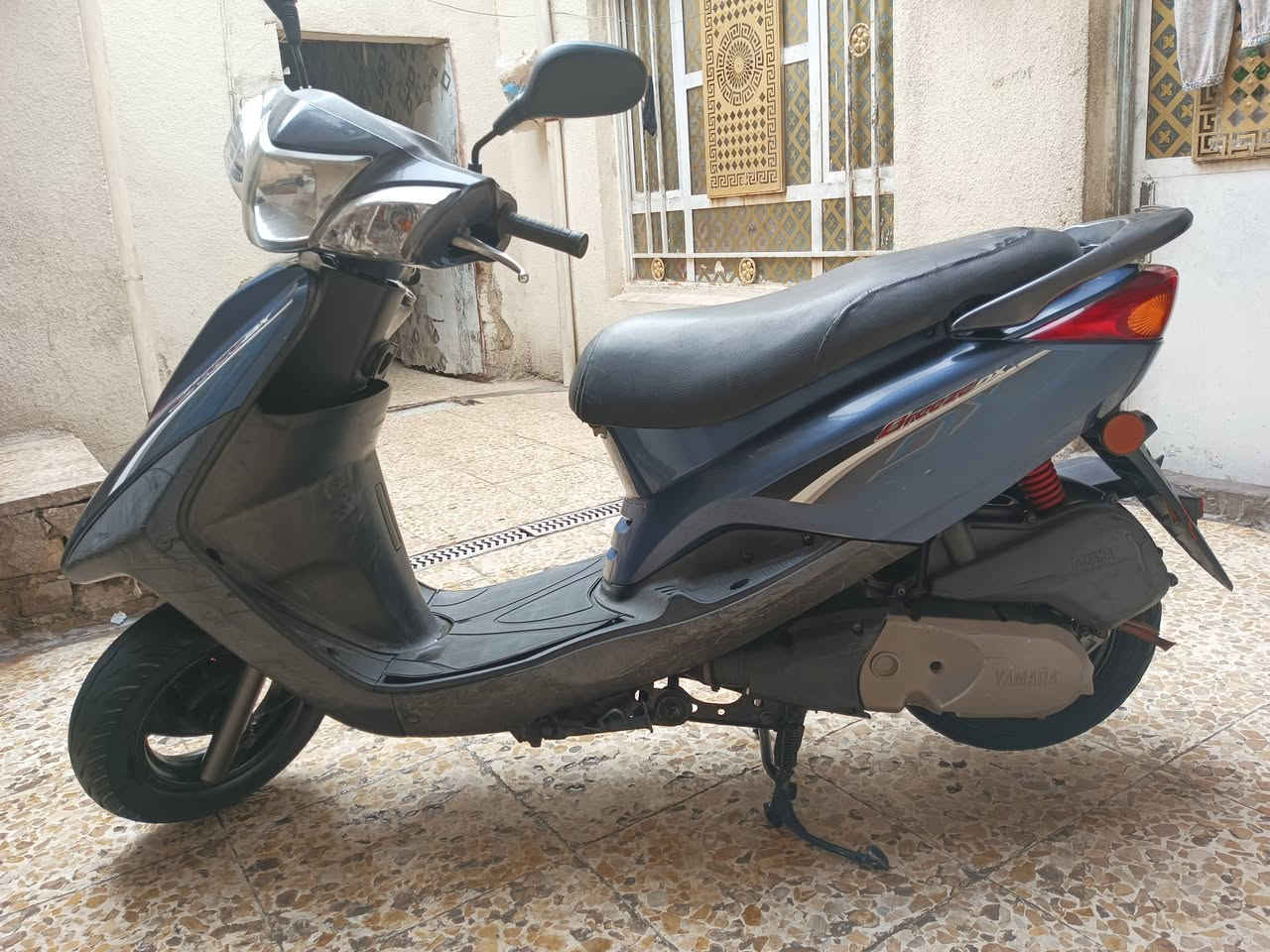 السلام عليكم
دراجه ابريز بغبغاء 
نوزل خطين ياباني 
جديده لوك مكفولة 
عامه لون حبري فحل دسك
المكان بغداد ***********
