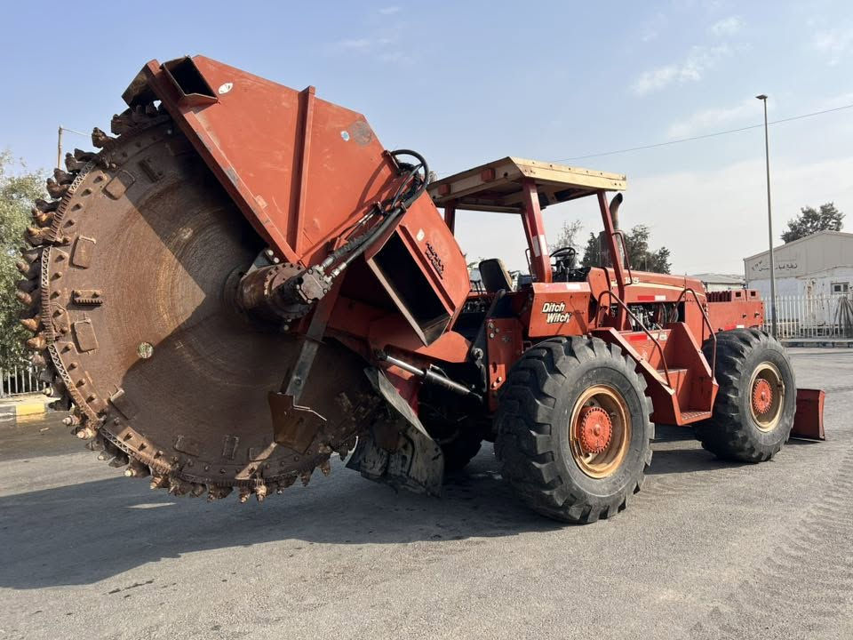 📌NEW ARRIVAL - وصل حديثا 📌

Ditch Witch RT185 

موديل 2004
عمق الحفر 1,30م 
عرض 25 سم
محرك جوندير 
6 سلندر تيربو  

🤭بحالة جديدة جدا وعلى الفحص الكامل

 📍موقعنا في الاردن / المنطقة الحره الزرقاء 📍  

💥نصدر إلى جميع أنحاء العالم 💥

👇للاستفسار👇 : 

تواصل معنا اتصال او على الوتس اب  

00962799445016


**إذا كنت صاحب هذا الإعلان وتريد حذفه لأي سبب، رجاءا أرسل رسالة إلى الدعم الفني**