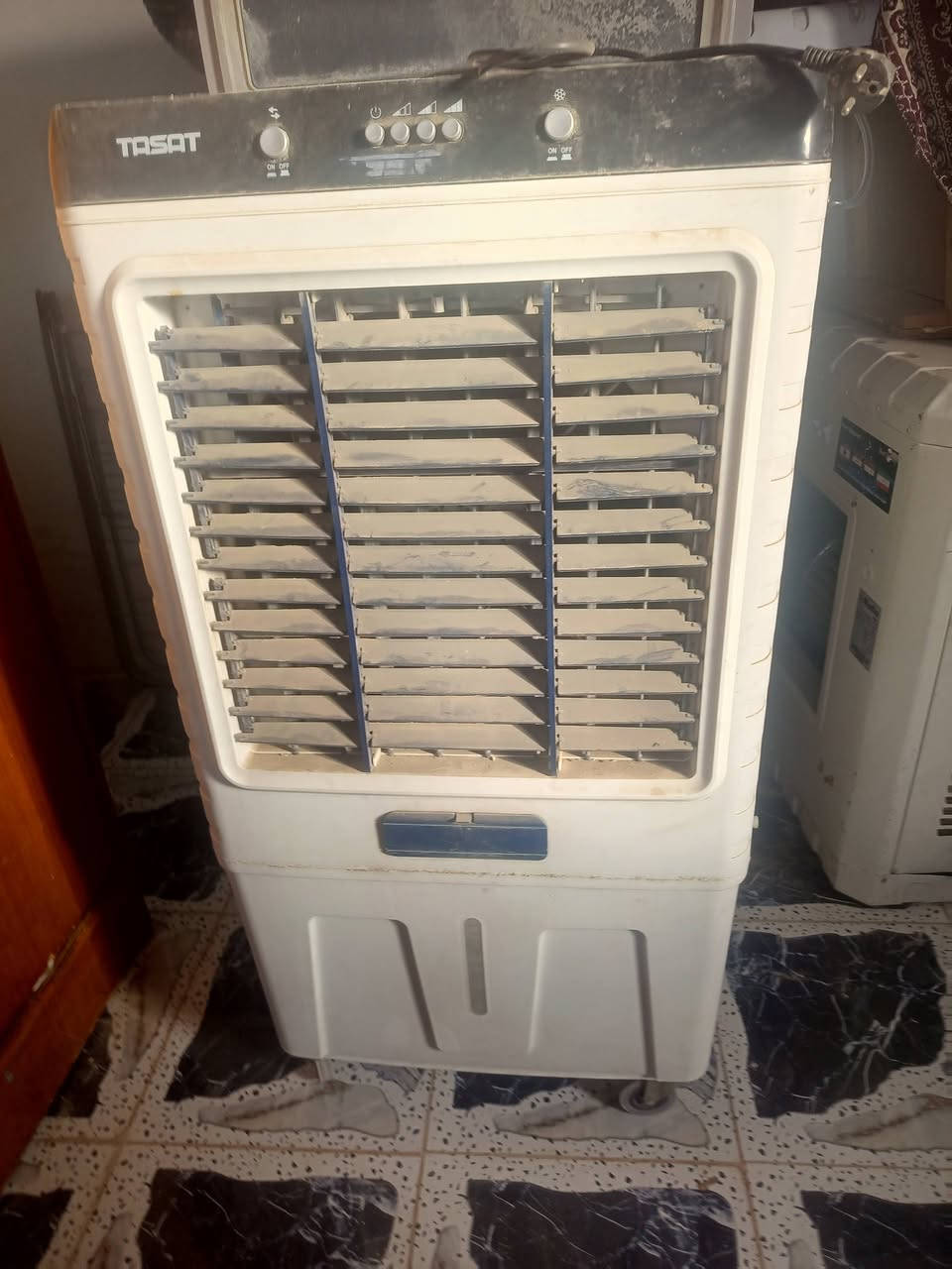 مبردات ثنين للبيع شغلات الحديد اخت الجديده الحديد سعره 120 والبلاستك 110 شغلات شرط الشغل وساحبه شغاله نظيفه سعره 25


**إذا كنت صاحب هذا الإعلان وتريد حذفه لأي سبب، رجاءا أرسل رسالة إلى الدعم الفني**