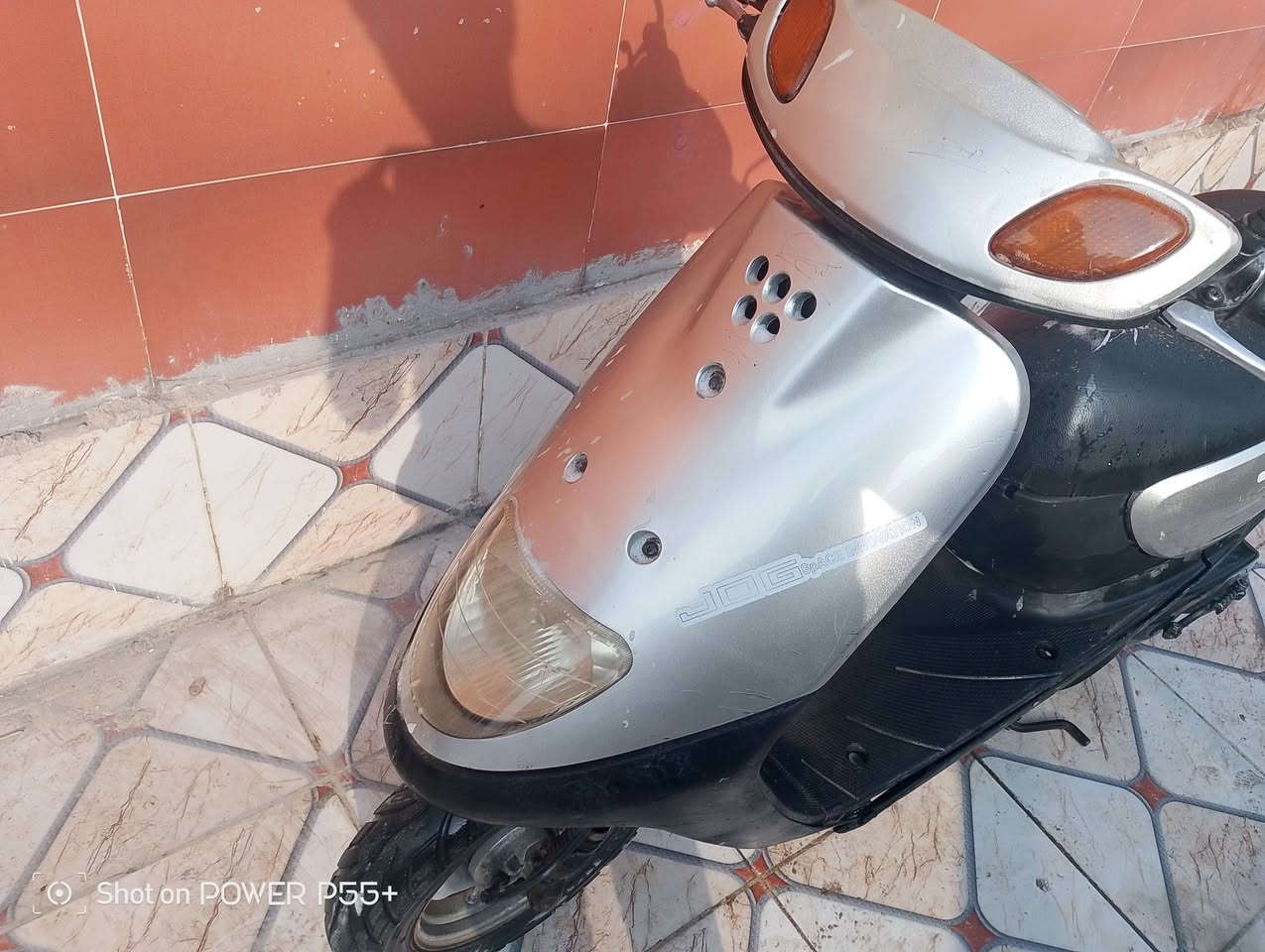 السلام عليكم دراجه منغولي 60 خطين شغاله هندر دراجه مابيها شي تشتغل بس خلله تذب  بانزين من الكابريته عوزها كابريته جديده وترجع توب العنوان ناصريه مركز للاستسفار ***********
