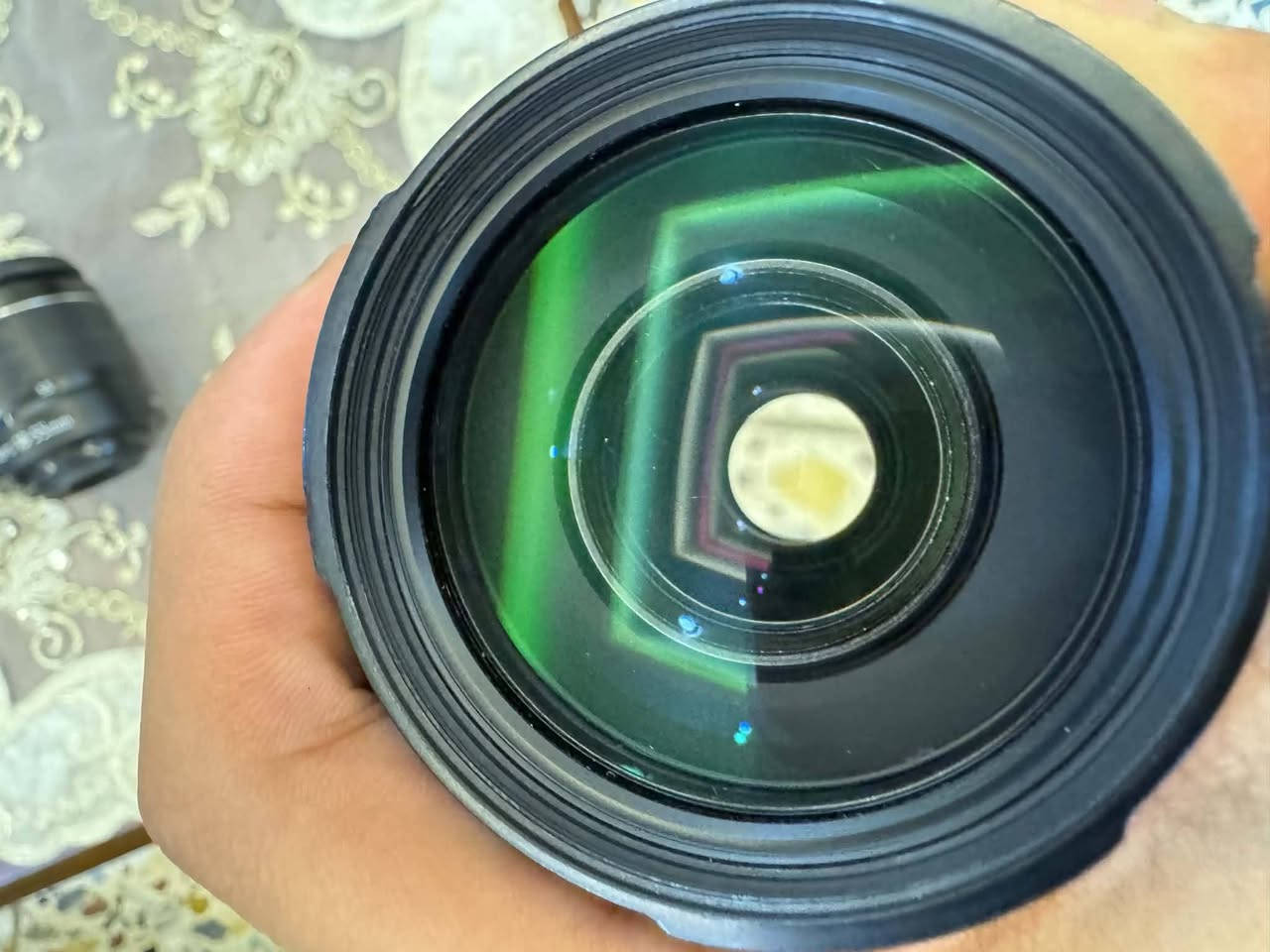 للبيع عدستين كانون:
📸 Canon 18-55mm 📸 Canon 70-300mm
العدستين بحالة جيدة جداً وشغالات 100%، العدسات نظيفة والفوكس شغال طبيعي، وما بيهن أي مشكلة.
السعر:(425) وبيهن مجال 
للتواصل: 📞 ***********
