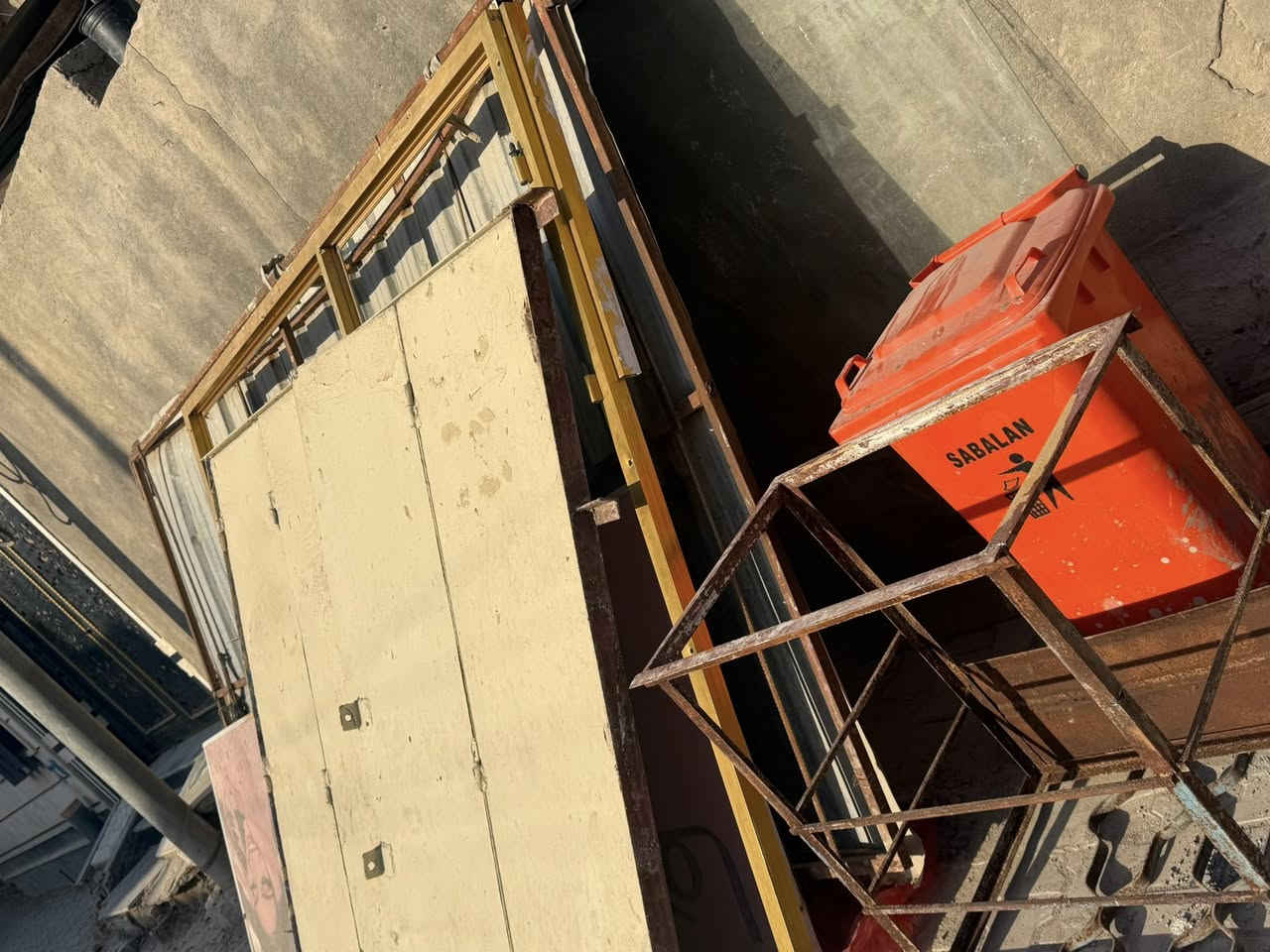 السلام عليكم اخوان الغراض كلهن للبيع 
للاستفسار 
*********** بي واتس اب
