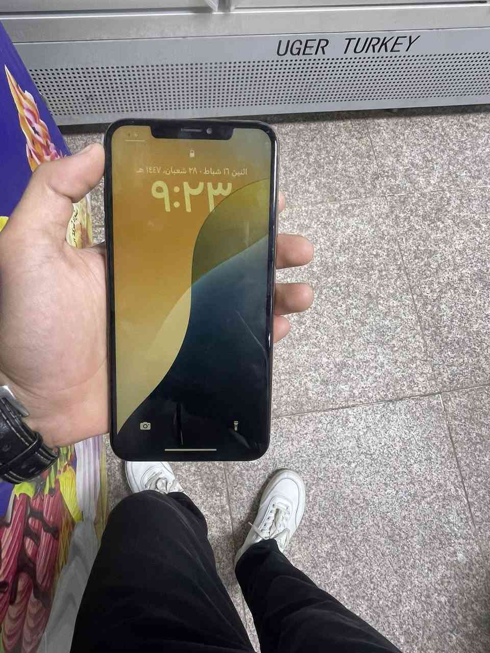 اكس ماكس مكسور ضهر  شاشه اصليه  ذاكره64رايده110وبي مجال واتساب ***********
