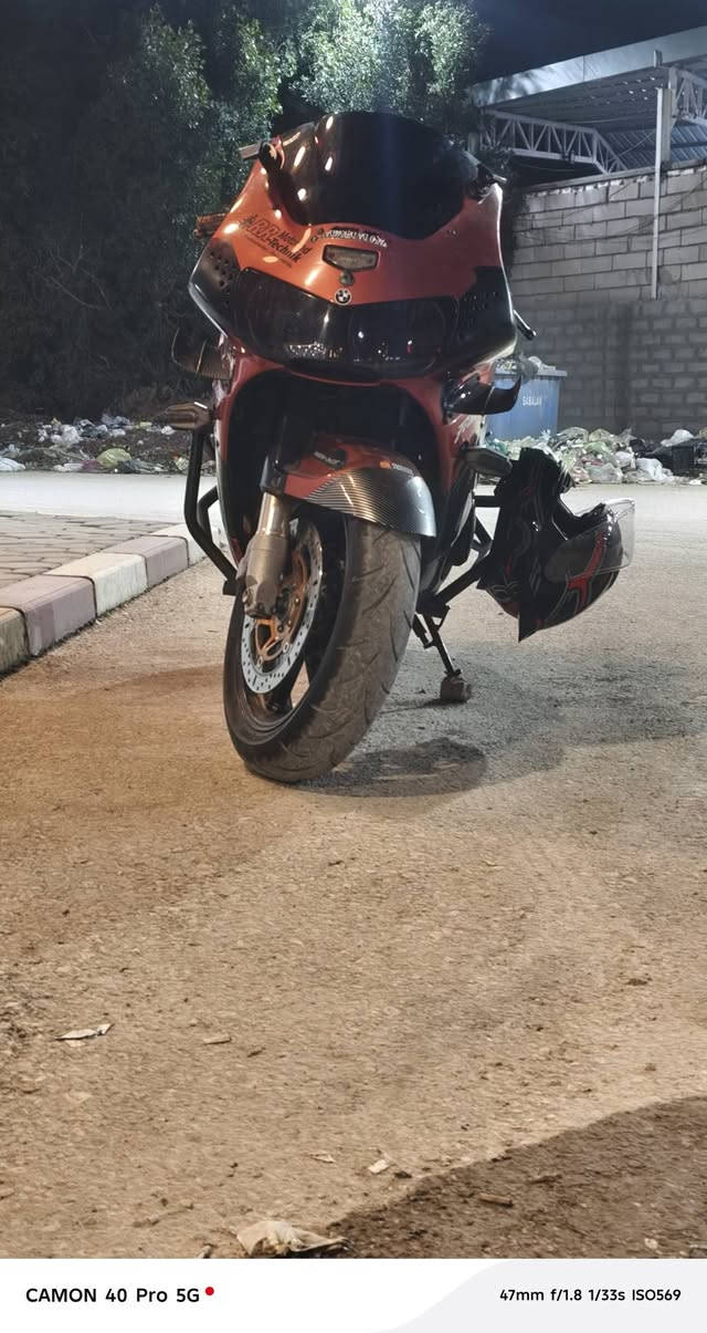 سلام عليكم  دراجه  بطحه سيبي ارار 919cc  بجم عريض  مكفوله كفاله عامه من التاير لتاير كابرته ما مفتوحه دراجه مال رمبه جديد
بيه دراع حمايه كفرات حلو مميز ليتات زنون  صلنصه ماركه  
دراجه بطناش اول ثاني ثالث شرط الاول 120لفصله  وسرعته 300 دراجه دخول جديد مال حاويه مدفوع كماركه  كهربايت كله شغاله   ترايك للبصره  لون مميز مكاني النجف الاشرف شارع المطار   سعره 22 وببه مجال رقم موبيلي ***********
