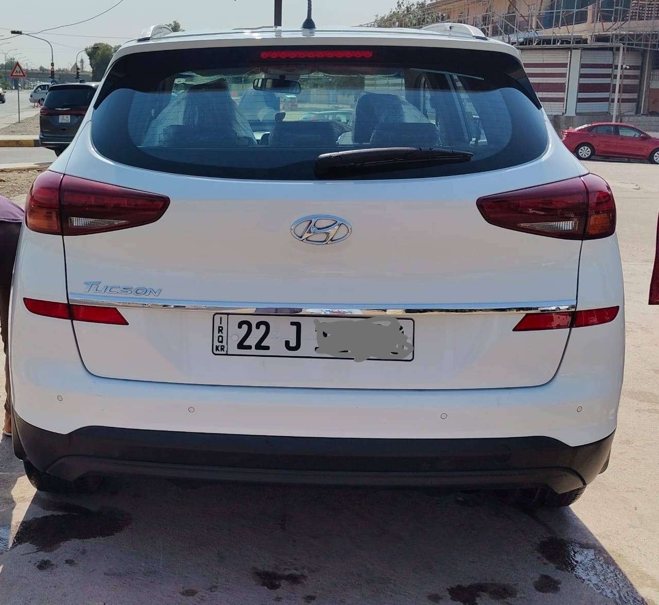 السلام عليكم للبيع تكسون ٢٠١٩ مكفولة كفالة عامة السيارة جاهزة تايرات جدد بصمة اصليه بدون ملا حظات السعر المطلوب ١٨٨$  بيها مجال بسيط للاستفسار الاتصال على *********** غير متواجد عالفيس مكلف بالنشر الشراي يتصل واتساب هم موجود
