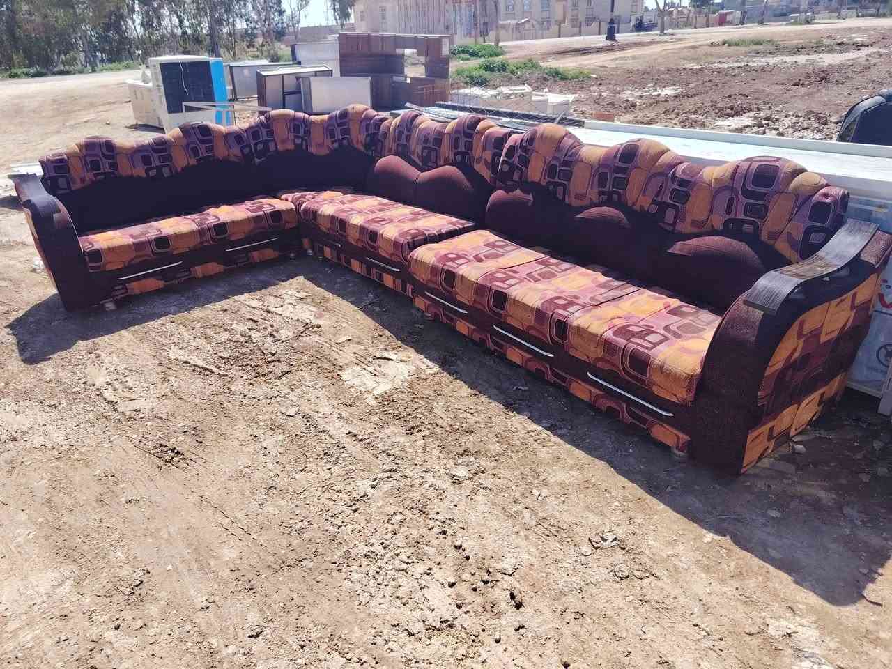 للبيع 
***********
