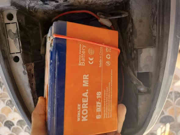 بسم الله الرحمن الرحيم 🌷
بايسكل شحن 🔋⚡
النوع: R9
الشركه: MR. KOREA
عدد البطاريات: 5 ~ 16فولت ونلي ليثيوم
عدد النمر :4
السرعه:99
الحاله: مستخدم  صارلي شهرين من اشتريته اروح بي للمدرسه واجي
المواصفات: فول 1/1
 بريكات دسك امامي وخلفي ~ بصمات 2 وسويجات2 وكارتات2
وبلوتوث
ملاحظة: السله اني حاطها وره والكشن الوره موجود 
السعر💵:530 الف وبي مجال
للاستفسار : ***********
الموقع : بابل
