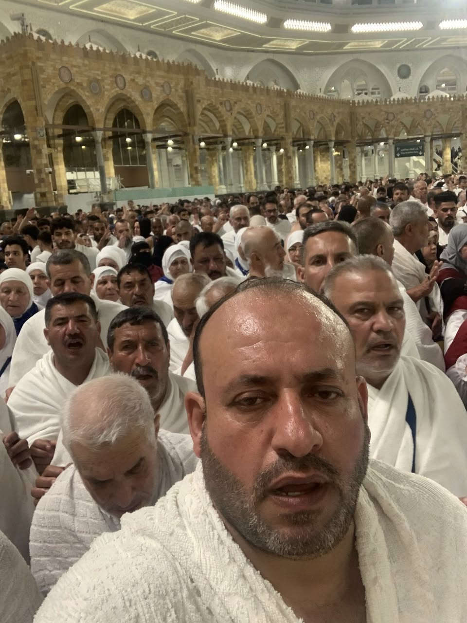 عاجل على راغبين بل العمره شوال المبارك بعد العيد يرجى تسليم الجوازات من اول يوم رمظان وذللك لان الفيزه تتوقف في شوال 
برنامج العمره 700 الف فندق نقل مزارات مرشد ديني كادر اداري طعام هدايه احرام وجنطه مع ربطه نسائيه باص حديث خدمات في الطريق للحجز ***********
