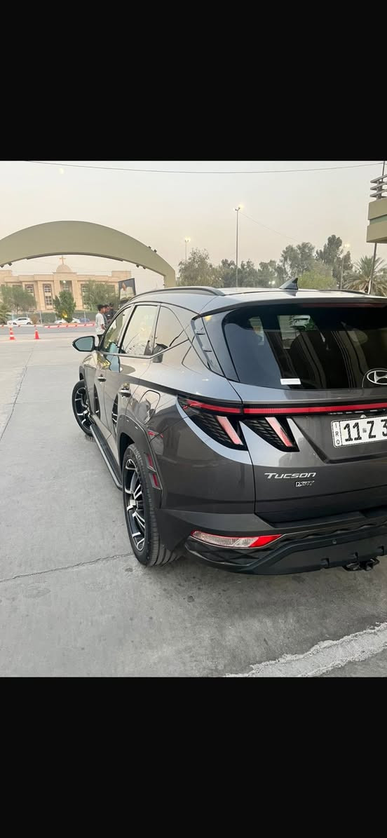 السلام عليكم 
توسان موديل 2024 للبيع
وارد أمريكي
ماشيه 19 الف 
العنوان : بابل / المسيب
الرقم / ***********
السعر : 200$ وبيه مجال بسيط
