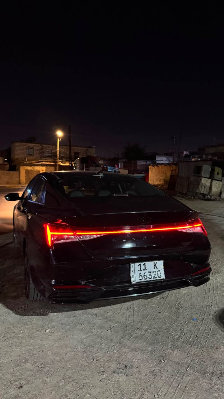 السلام عليكم 
النترا 2023 فول مواصفات ليمتد وارد أمريكي رقم بغداد الانكليزي معوقين جاهز للوكالة حادث السيارة بنيد فقط مستبدل وبيها طخه بالدوسة اثناء التحميل بالميناء صارت محرك  2000 دوش المرغوب 
مواصفات السيارة 
1- بصمة 
2- فتحة 
3- بصمة ابواب وجنطة 
4- تشغيل عن بعد 
5- رادار امامي وخلفي وبلمري 
6- تحديد مسار 
7- شاشة ديجتال متصلة 
کشن وستيرن تدفئة
 9- انضمة قيادة 
10 - لد امامي خلفي 
11- كامرة دوارة 
12- كشنات جلد
13- أنظمة قيادة Normal - S.Sport - Sport 
14- دخول ذكي وتحكم ستيرن
 وباقي المواصفات المعروفة سعر السيارة ١٣٧
مكانها البصره للاستفسار رقمي⬇️
*********** البصرة, العراق
