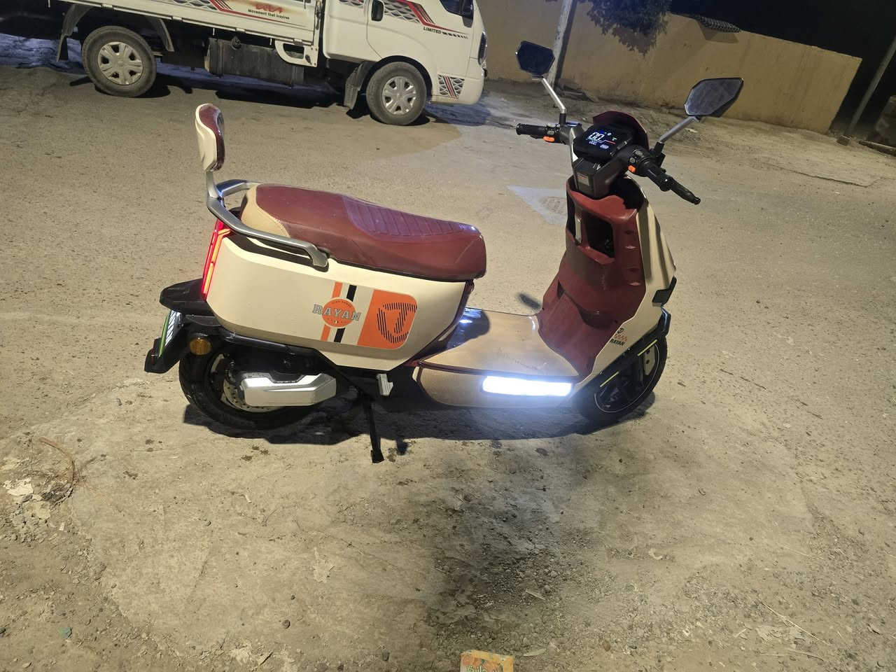 دراجه شحن للبيع السعر 850 بيها مجال اتصل***********
