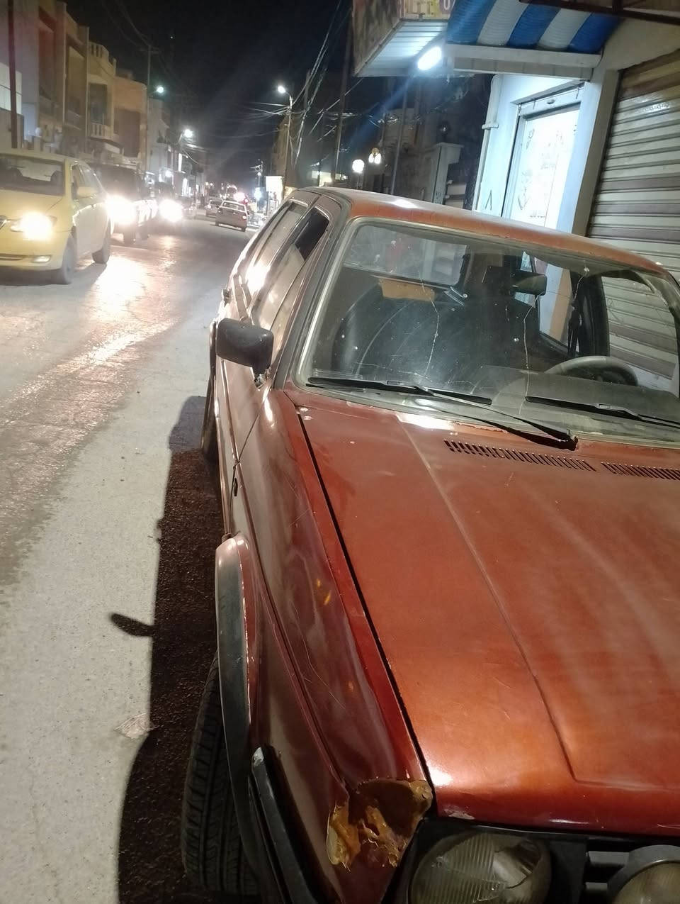 للبيع كولف رقم اخضر راعيها موجود
مصفر غرمات سياره كير ومرط بشرط تطلع بيهاا ترايك وين ماتريد
وكشرهاا حيل نضيف اربع تايرات نضيفات باتري جديد كهربياتهاا كلهاا شغاله يعني سياره بس يعوزهاا رقم رايدهاا ب 18 ورقه وبيهاا مجال 
مكاني ايسر ***********
