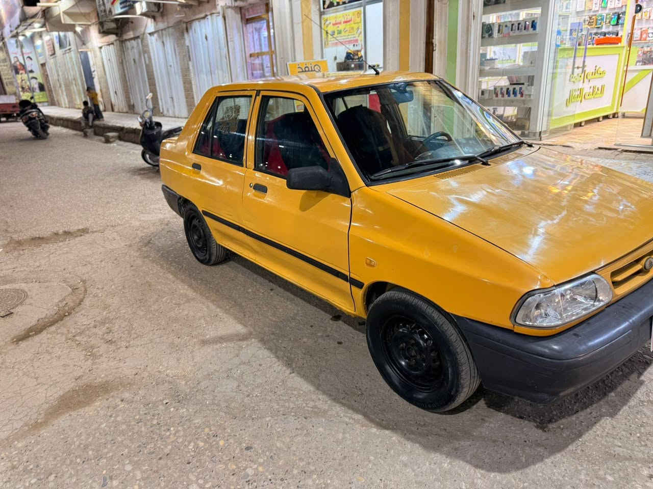 سلام عليكم سيارة سايبه  البيع مديل 2016مكينه وكير مكفولات  مكفوه من ضربه وصبغ كهربايات كله شغاله تخم تاير حداد جديد سياره حلوه جاهز من كلشي تحويل ايمته مايعجبك سعر23مكاني العماره ميسان هذ رقمي***********
