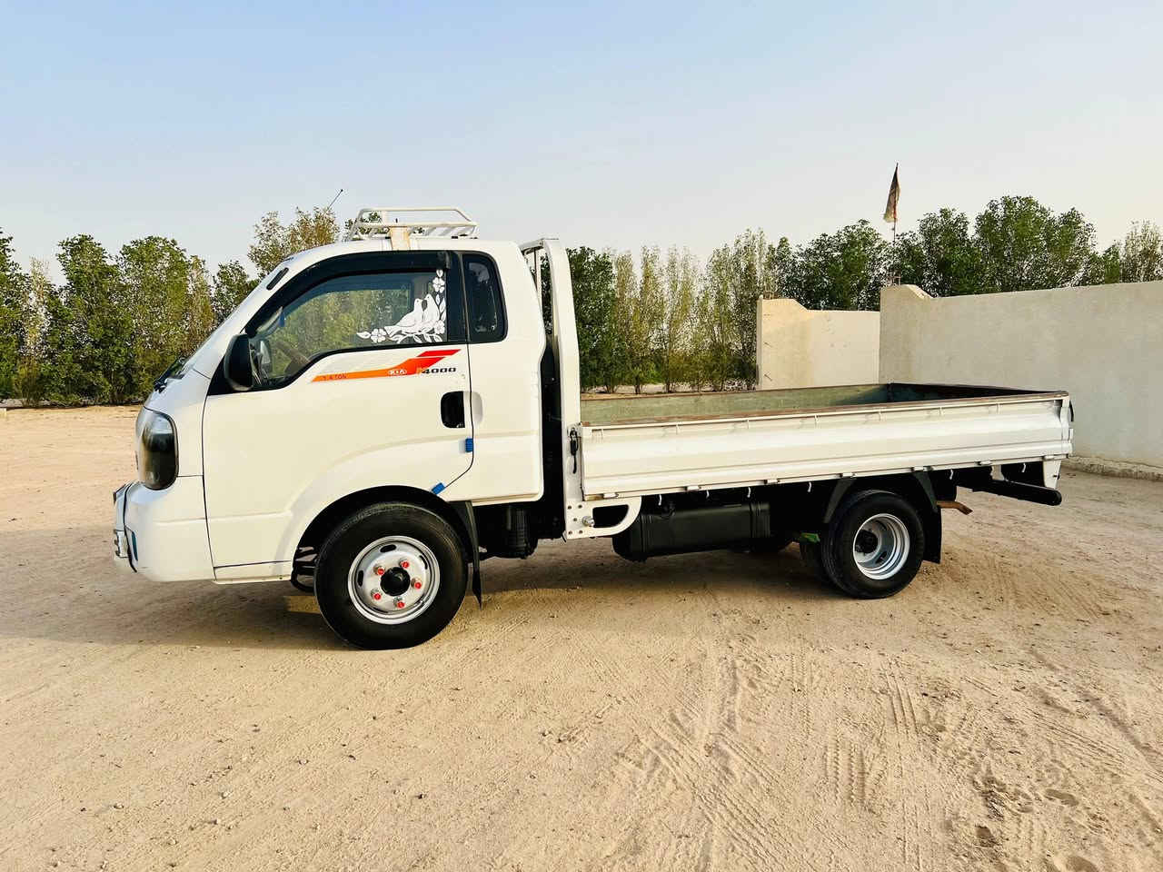 للبيع فحل 2018 مكفول كفاله عامه رقم قادسيه سنويه جديده دولي بس رقم مامستلمه محور 14 سياره حلوه وجاهزه من كلشي ***********
