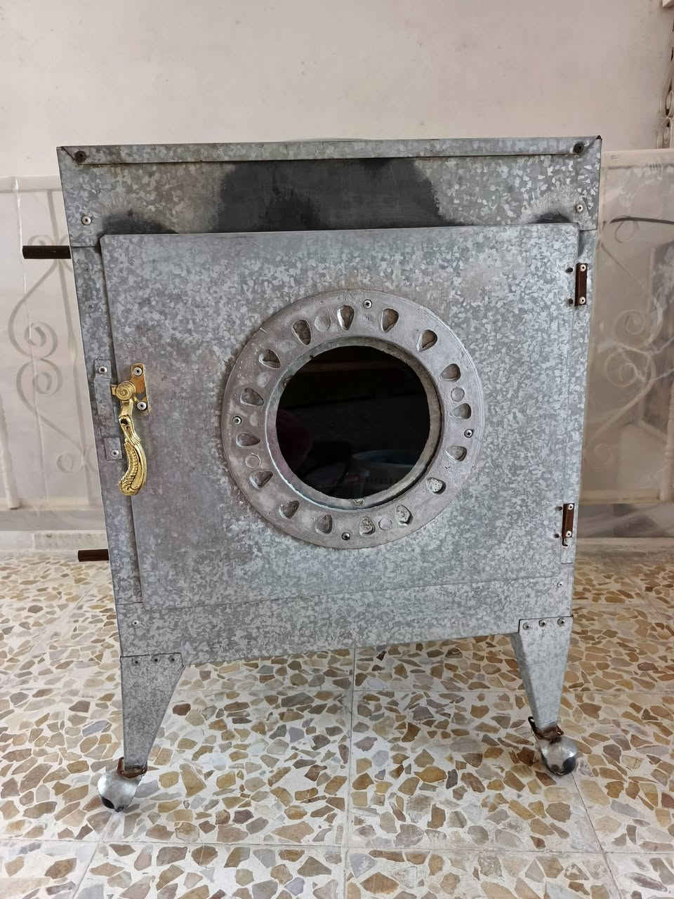 للبيع استعمال قليل اخو الجديد 25


**إذا كنت صاحب هذا الإعلان وتريد حذفه لأي سبب، رجاءا أرسل رسالة إلى الدعم الفني**