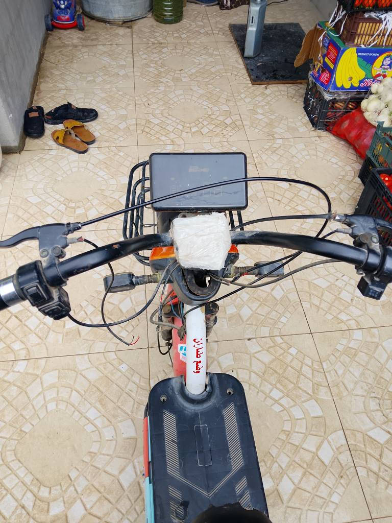 پاسکیلی شەحن کارەبای وگچی تایەکانی بێ عەیبەبەس پاترێکەی زەعیفە شەحنی لەگەڵە مەزبوتەبۆسعرەکەی 60هەزارومەعامەلەبۆپەیوەندی *********** السليمانية, العراق
