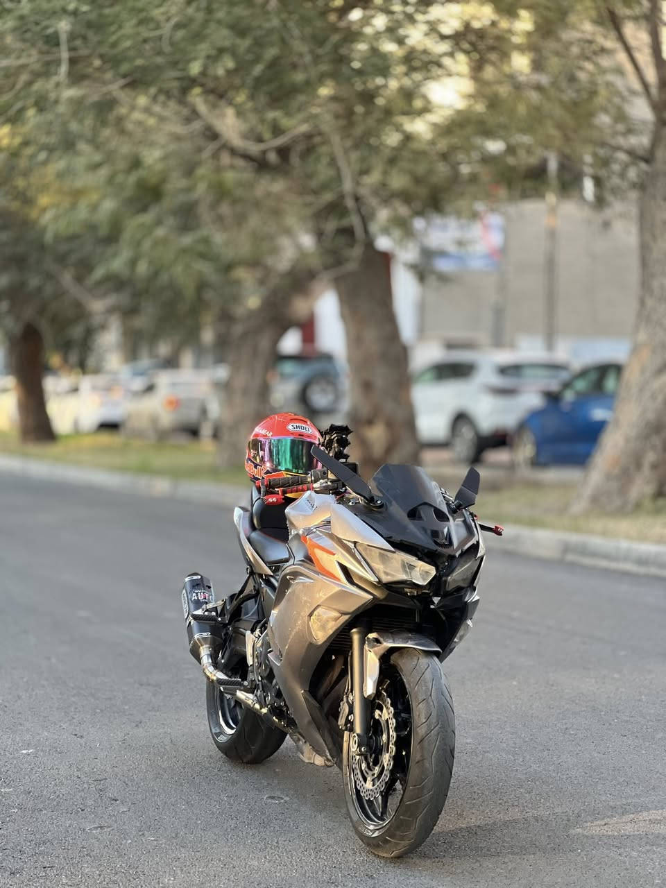 السلام عليكم
للبيع كاوزاكي نينجا ( ٦٥٠ ) ٢٠٢١
الموديل ٢٠٢١
حجم المحرك (٦٥٠)
عدد السلندرات ( ٢ )
الدراجه محرك وكير  مكفول كهربائيات مكفوله 
الدراجه الكفرات بيها نقص ومضربات مثل ممبين بالصور 
النقوصات ( جامه امامي ، كفر امامي ) 
ملاحظة / الدراجة بدون اوراق 

السعر ٢٢ ورقه وبي مجال للشراي 
الرقم ***********
