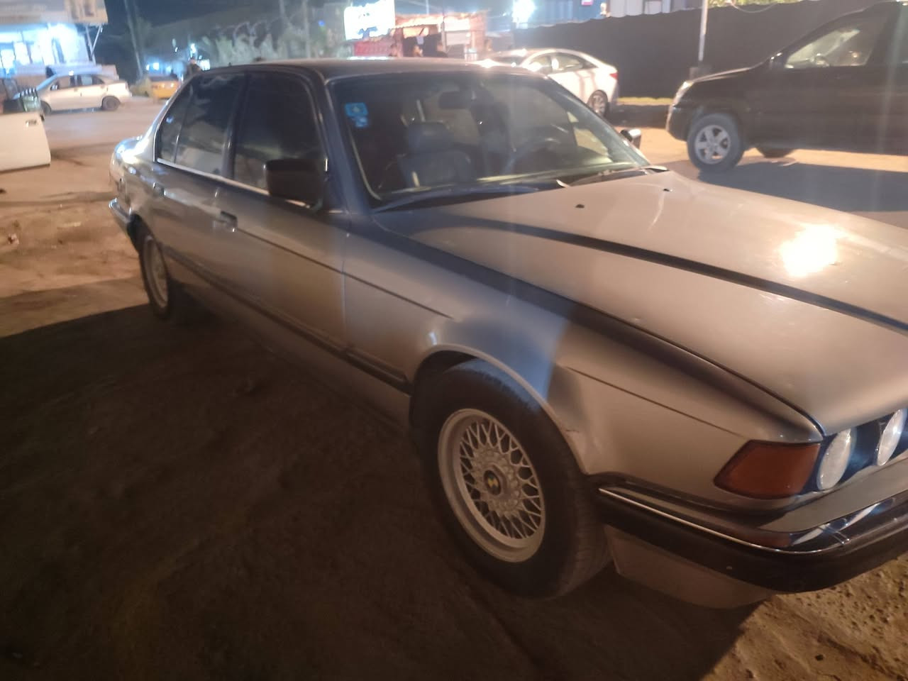 بي ام دبليو 735 سياره جاهزه كبل للشارع تخم تاير حداديه تبريد سنويه ل 2030 السعر 45 وبيه مجال مكاني حله قرب جسر نادر الثالثه
للتواصل /***********

