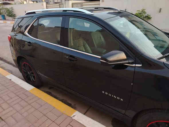 السلام عليكم
اخوان اقره التفاصيل واتصل واني بالخدمة
للبيع شوفر اكوينكس موديل ٢٠٢٠ رقم سليمانية سنويه باسمي  السياره فئة مدنايت  العلامة السوده
المواصفات
كشنات جلد وتدفئه بالكشنات الامامي
كرسي السايق كهرباء وخزن ثلاث وضعيات قيادة ووضع الخروج من السياره
الصندوق كهرباء تحكم ثلاث مستويات
رادادات جانبيه
 شاشه كبيرة واندرويد 
حساسات خلفيه وكامرة
تبريد قطعتين
تحكمات استيرن جهتين
كروس سرعة
تحديد مسار
سايد بريك دكمه
توقف ذاتي
اطفاء ذاتي بالازدحام
داتا شو بالدشبول للتحذير
شاشه اعطال تحتوي على كل تفاصيل السيارة
بانوراما
وبعد كثير مواصفات
السياره مكانها بغداد وصور الحادث ورقم الشاصي مرفق مع الصور  بيها قطعتين تبديل  نفس اللون وقطعتين صبغ وايرباك فقط برده 
السعر ١٤٢ وبيها مجال
للاستفسار ***********
متوفر اتصال وواتساب
