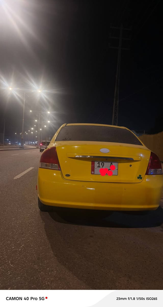 السلام عليكم سبكتره ٢٠٠٨سياره جاهزه وحلوه مكينه ٢٠٠٠ كامله تبريد وحداديه جاهزه رقم مميز دولي  السعرر ٩٠وبيه مجال ***********
