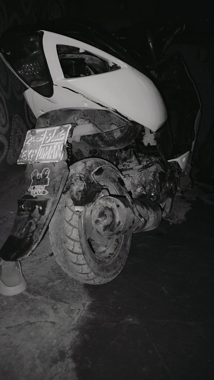 من رخصت صاحب الكروب دراجه ماكس مضلع
مراوس بدراجه ايراني حسب القناعه دراجه نقصها قبق هندر وشوته وبيها قمجي مال بريك
كامل بس تشده دراجه بوشتها 55 شلعتها حلوه صالنصه بلادي اريدها مراوس بيراني 4 كير


**إذا كنت صاحب هذا الإعلان وتريد حذفه لأي سبب، رجاءا أرسل رسالة إلى الدعم الفني**