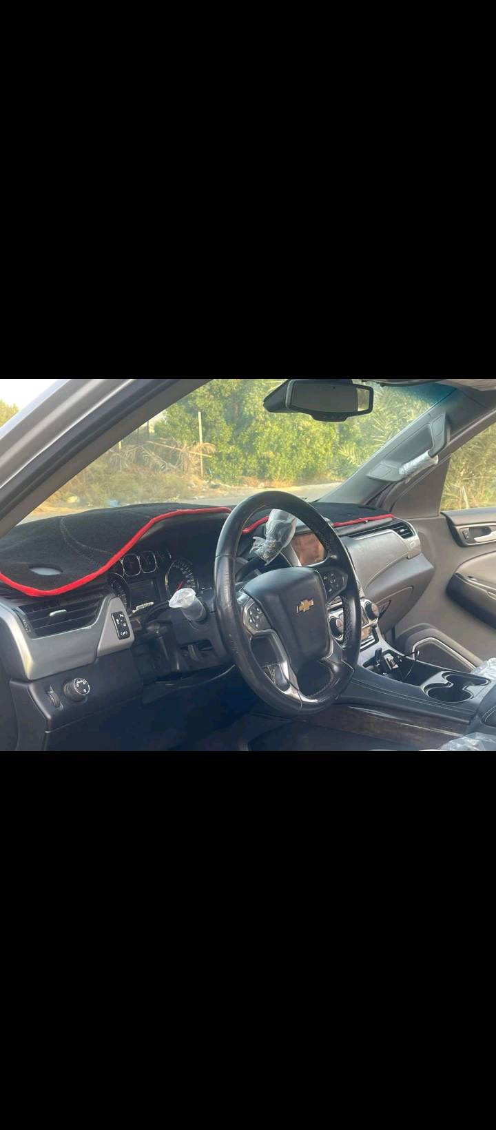 يوكن 2015 LT سياره حلوه ومرتبه بيه شوي رصعات خفيفه حادثه باب الأيمن بي صبغ جاملغ بي صبغ بيه ضربه بل بجم الأيمن خفيف مسحوب سياره حلوه وتخبل تبريد تايرات متخمه كامله رقمه سليمانيه وشوي ضعف بل مكينه بس ما عليه شي رايده 230 ورقه   مكاني بغداد حي اور ***********