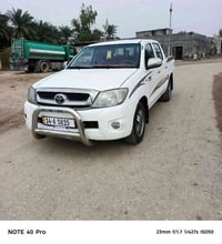 هايلوكس • ٢٠٠٩ • رقم نكليزي