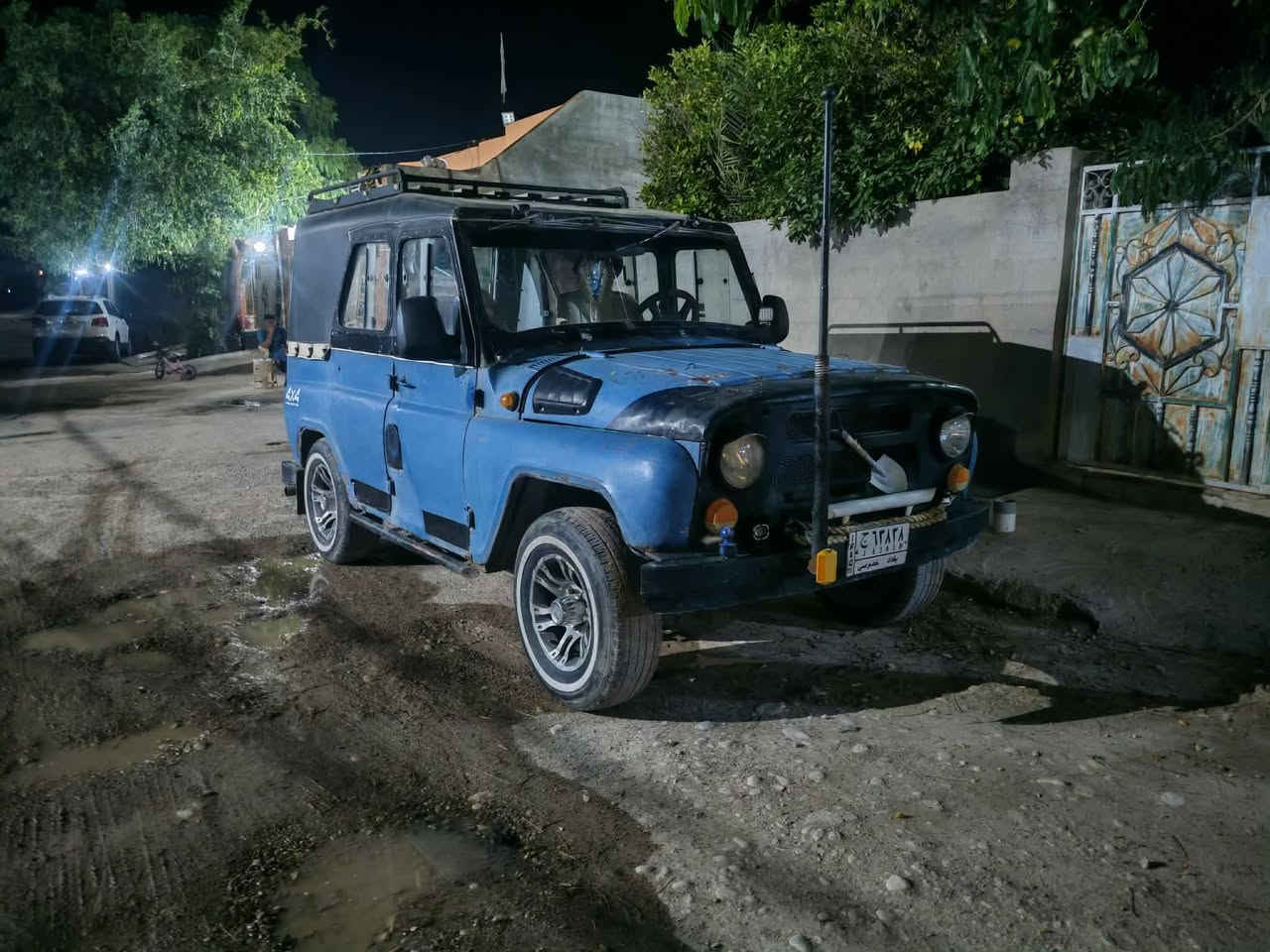 سلام عليكم سياره جيب واز للبيع سعر سته ملاين بي مجال للطيبن استفار أكثر اتصال على رقم ***********7
