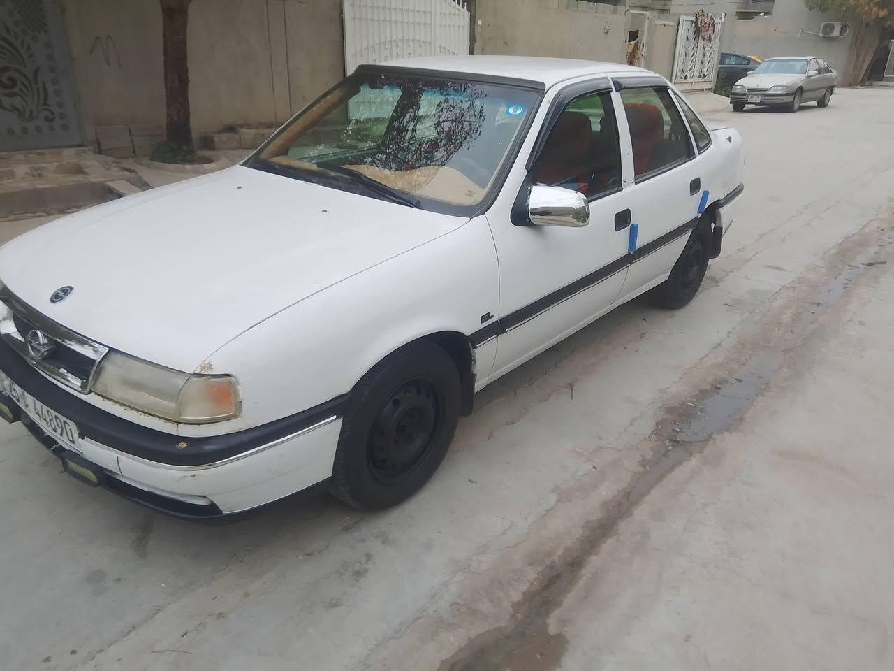 سلام عليكم
فكترا حجم 16

موديل 91 رقم كركوك مشروع وطني لحد 2030

دفتر بانزين بيها 

تخم تايرات جديد 

سيارة ما بيها صبغ 

كير عادي 

عنوان السيارة كركوك 

السعر 40 

رقم الهاتف ***********
