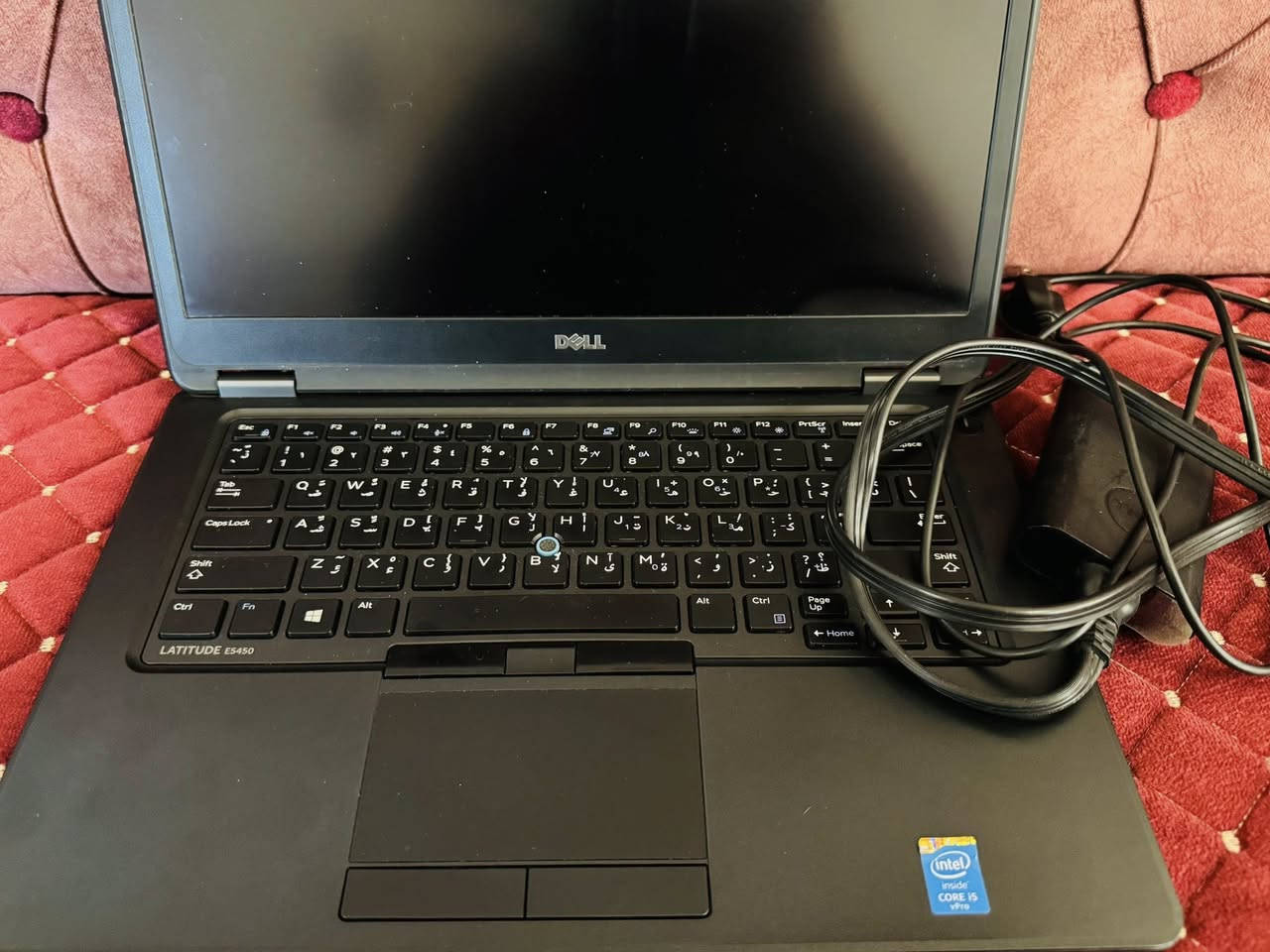 DELL
رام8 
المعالج 256 ssd 
حجم الشاشه 16 أمولد 
لون اسود
كيبورد ضوئي 
ويهه شاحنته  
حاسبه احلى من صور 
العنوان بغداد الحبيبيه
الرقم ***********
