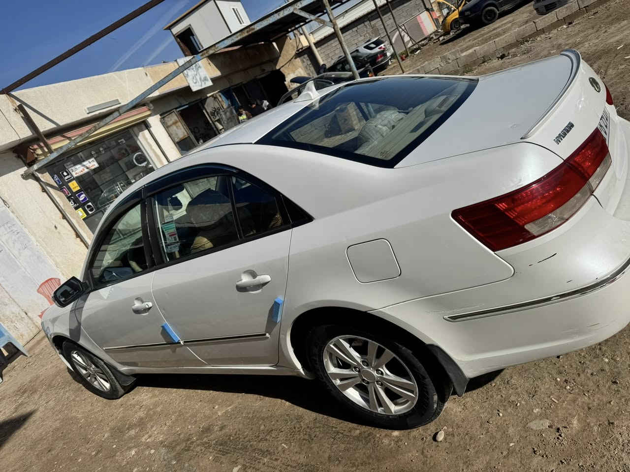 ✳️اللهم صل على محمد وآل محمد
✳️السلام عليكم حبايبي 
✳️للبيع سوناته الشكل المقدس نظيفة وجديدة وخير من الله مناقصها اي شي جاهزة للآخر 
✳️بيها صبغ فقط قطعتين والباقي ✳️كفاله وبيها 
✳️سونار وأي شي اني حاضر 
✳️موديل 10 خليجي فول مواصفات 
✳️محرك 2400 دوش كفاله  
✳️كير كفاله 
✳️صدر أمامي +خلفي كفاله 
✳️تبريد +تدفئه كفاله ❄️ 
✳️تخم تاير 
✳️دوشمه كامله وجديدة 
✳️رقم بغداد دولي بسمي 
✳️فتحه سقف 
✳️شاشه لمس +كامرة خلفيه 
✳️أشارة مري جوانب 
✳️تحكم ستيرن جهتين 
✳️سعر 140وبيها مجال للطيبين 
✳️رقم الهاتف 
***********
✳️العنوان بغداد اليوسفية الرضوانية معمل زينب
