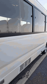 يالله من رخصت صاحب الكروب سياره كوستر للبيع موديل 2020سياره كامله كشن ستاركس محور غاز سوباية دروعه كامله رقم الهاتف ***********
