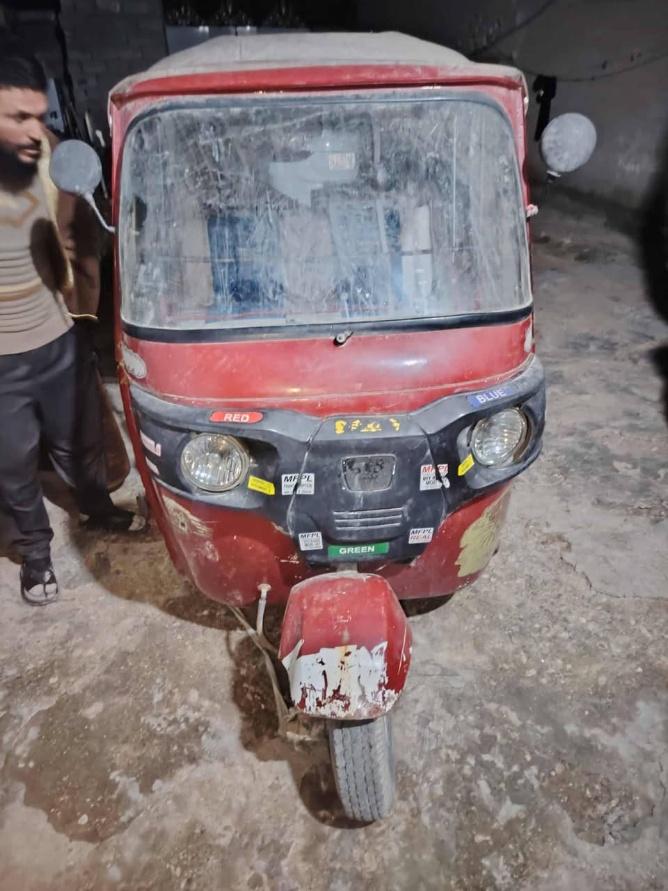 تكتك للبيع اوراق اصوليه تكتك شغاله بس شويه متروكه مديل 2019السعر مليون و900وبيه مجال المكان كوت مركز مدينه/‏‪+964 781 745 5019‬‏


**إذا كنت صاحب هذا الإعلان وتريد حذفه لأي سبب، رجاءا أرسل رسالة إلى الدعم الفني**