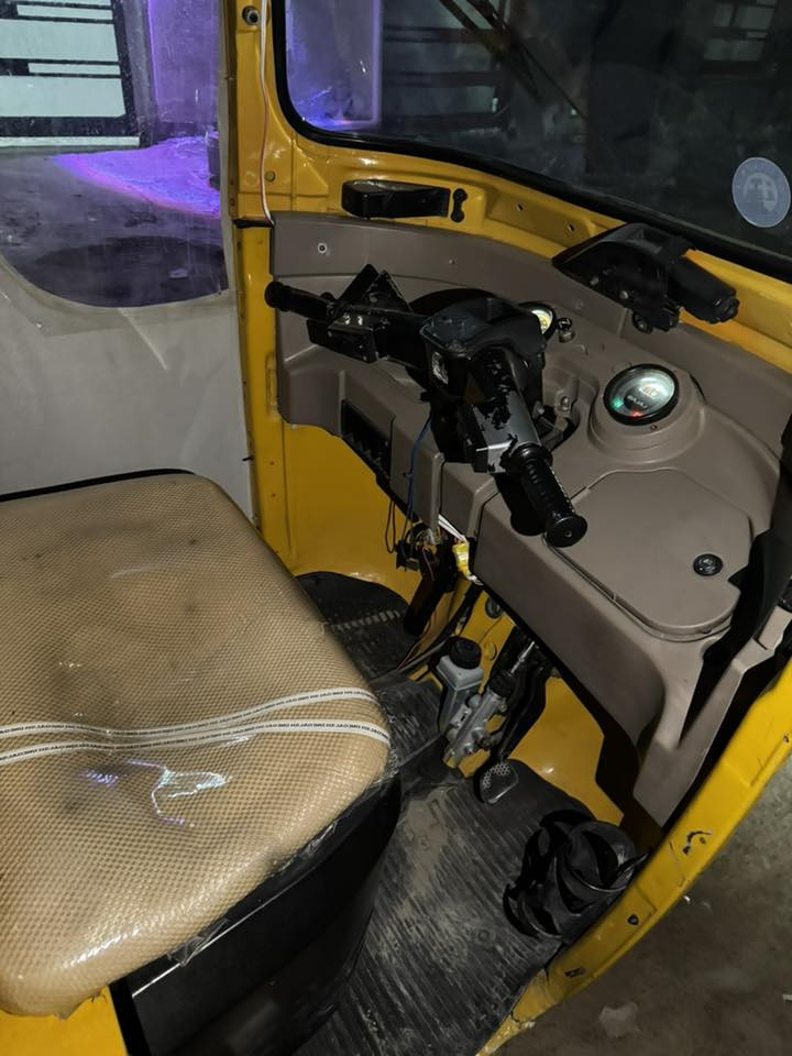 للبيع موديل 2019بدون رقم بس أوراق 
أوراق كامله مابيهه ئي شي بس تشتغل. دفعه ومايكلف تصليحهه 25الاف مكاني زعفرانيه وبيهه مالاحضات بصيطه كلش. السعر 4ونص وبيعه مجال للتواصل ***********
