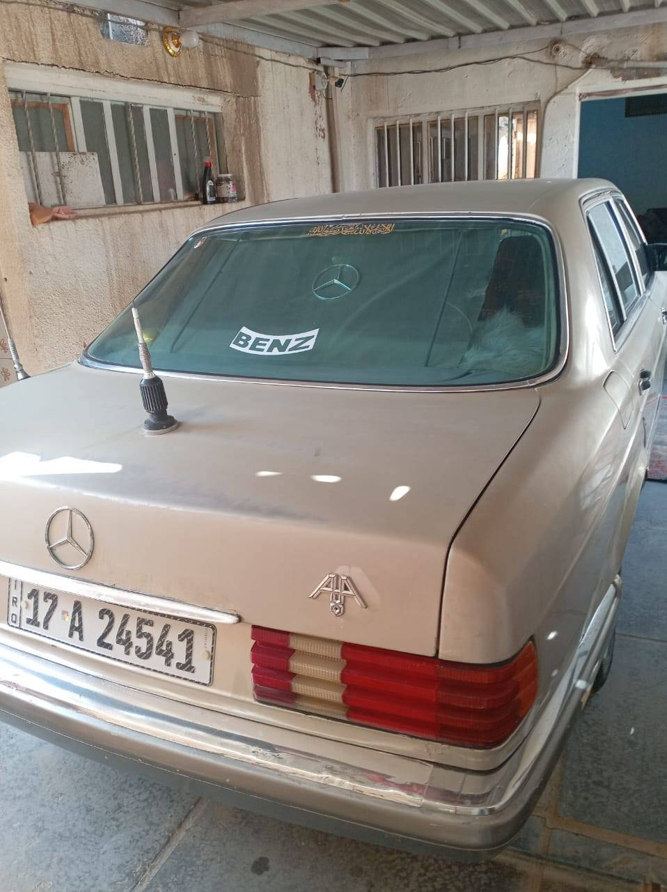 سلام عليكم مارسيدس جامبو موديل ٨٩ مكينه ٣٠٠٠الف رقم دوالي سنويه الحد ٢٠٢٧ حداديه جديده تخم تاير جديد باتري نضيف السعر ٣٥ رقم الموبايل ***********
