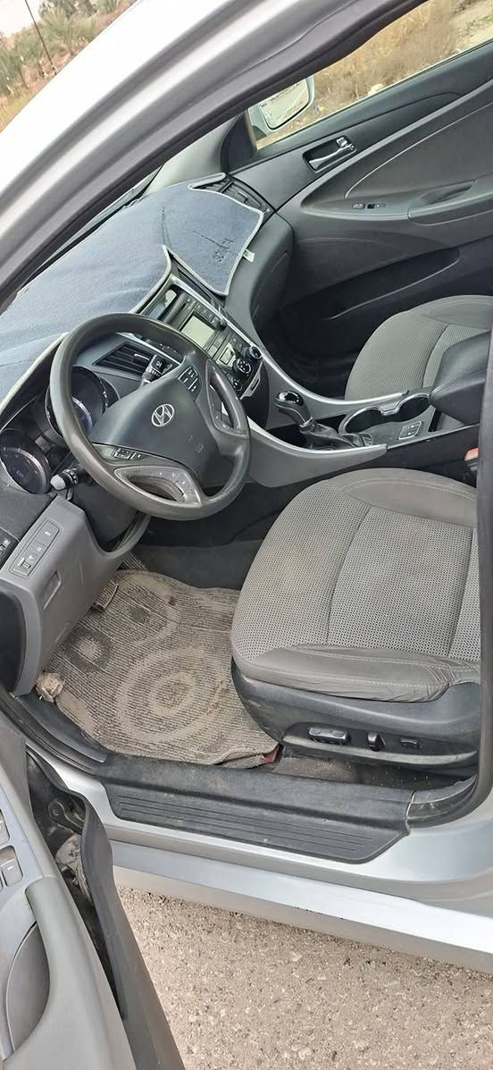 السلام عليكم سوناته ٢٠١٤ امريكي مكفوله كفاله عامه من الصبغ ولبارد محرك ٢٤٠٠ جديد حاويه صدر امامي خلفي جديد تخم تاير سنويه ٢٩ بغداد
السعر ١١٥ بيها مجال للشراي 
مكاني بعقوبه تقاطع لقدس
***********
