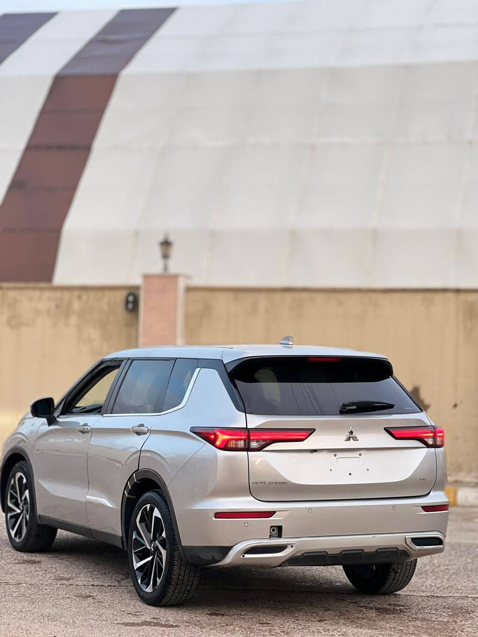 ئوتلاندر 2024 SE  AWD فول مواصفات بس بدون فتحه
ضرر. جملخ و باب حافه بنيد بدون دواخل
ارباكات طاك راجع سيسته م بيلادي
رقم شاصي موجود بلا منشوره
***********اتصل و واتساب
سعر 170 مجال بسيط
ماشي 19 الف
محرك 4 سلندر حجم 2.5 مرغوب
فورويل AWD
7 راكب
5 كاميرات
مواصفات 
بصمه
تشغيل ان بعد
بابين بصمه
بريك بصمه
وايرليس
كوشنات جلد
كوشن هيتر
كوشن كارابايي
سندوق شفت 
شاشه
كاميره
حساس
رادار
قودي اشاره
لايدليد
لايد زينو
ويل كب كروم
تحكمات ستيرن
حجر كزوز بلادي
بعد هواي مواصفات
*********** اتصل و واتساب اكر, نينوى
