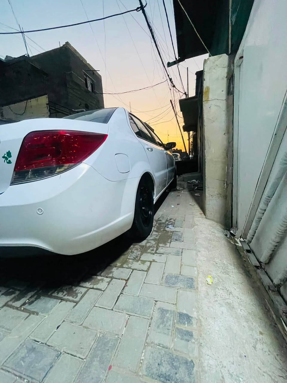 سلام عليكم شباب سمند دنا البيع موديل ٢٢  ماشيه ٥٧ كفاله سيارا مكانها بغداد لايمن ثانيه   عارضها 
٧٥  وبيها مجال شراي ***********
