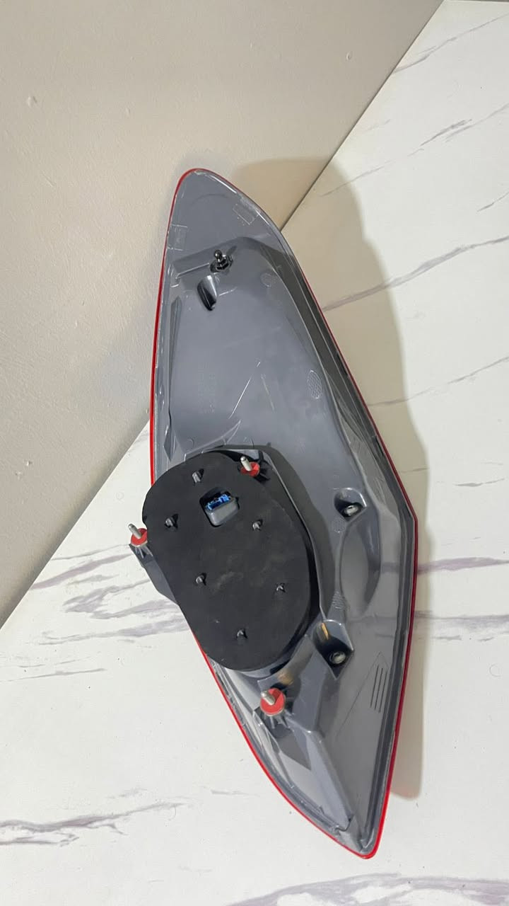 سلام عليكم  بك لايت c300 مديل ١٨  خطين  ١٥٠ قفل  ***********
