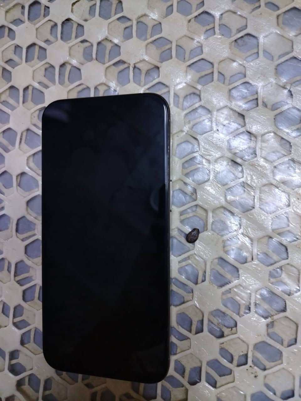 ايفون للبيع 15  برو ماكس جهاز نظيف شخص ما بيه مبدل شاشه اصليه مال جهاز فقط  سعر 900الف بي مجال  مكان بغداد حي العامل *********** واستاب
