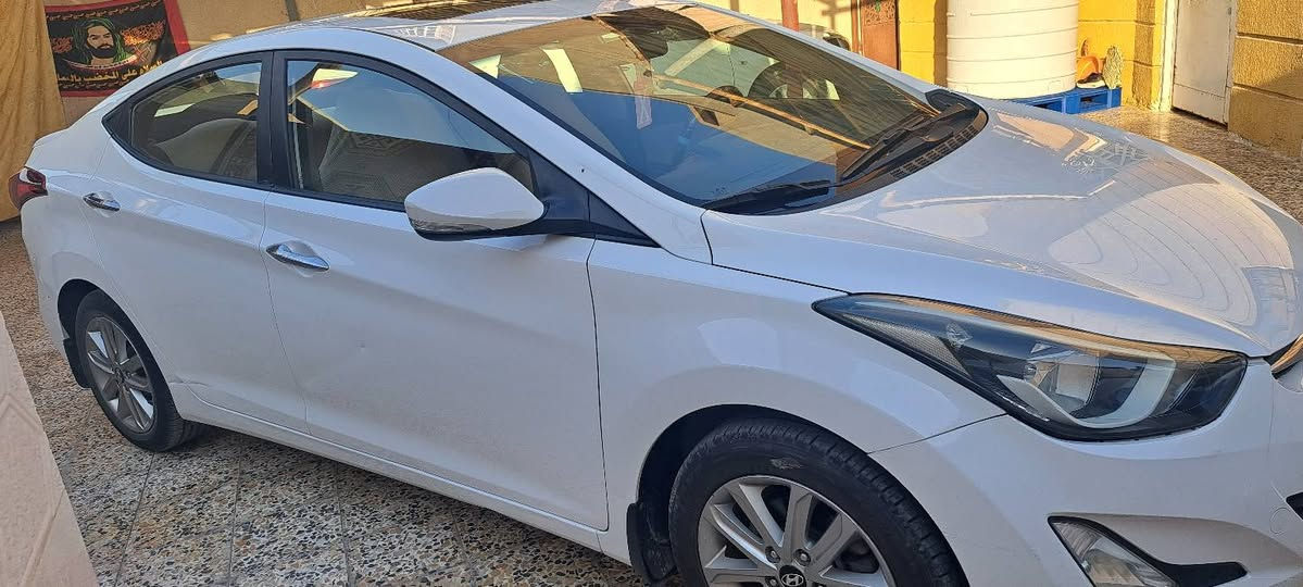 النترا
2015

بصره بأسمي 
***********
سعر 

130
ماشيه ١٦٠ 

بصره ابو الخصيب
