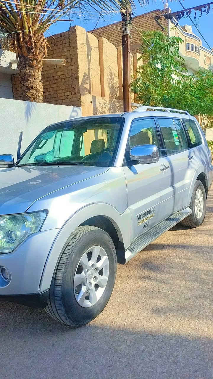 باجيرو حبتور 2009
رقم بغداد بأسمي تحويل ثاني يوم
 
حدادية شرط وكاله 
تخم تاير 
محرك 3000 المرغوب الاقتصادي 
اللون سلفر 
شاشة كبيرة 
كامرة دوارة 
حساس 
مري شفط 
تبريد شرط ع فحص 
ثلاجة 
كشن كهرباء 
تحكم جهتين 
كشنات دوشمة جلد الهندي لاصلي 
بيها فقط شبر بارد الجاملغ الامامي الايمن 
السعر 128 
عنوان السيارة واسط الكوت 
***********
***********
