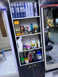 ديكور محل حلاقة • فاترينة • مرايات