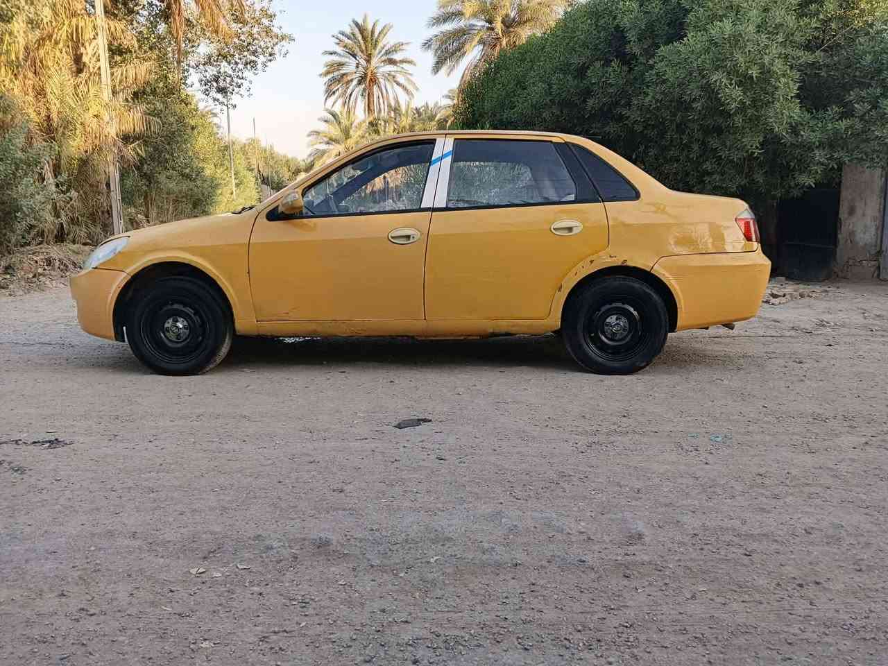 سلام عليكم 
ليفان 520 مكينه جديده قبل أسبوع جفتتها كير جديد وتخم تاير كهربائيات كلها شغاله رقم ألماني بغداد شرط التحويل باتري وسلف جدد 
السعر 18 وبيها مجال للشراي مكاني ديوانيه 
للاستفسار *********** مكلف بالنشر
